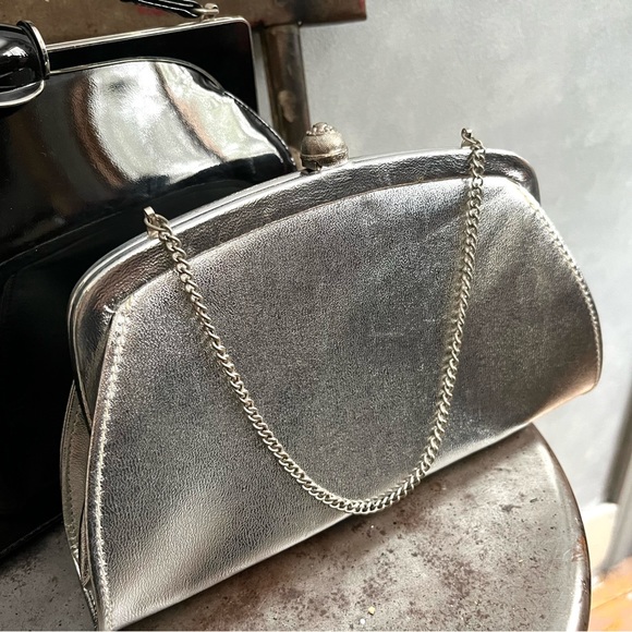 Two Vintage Purses Glam - Picture 2 of 9